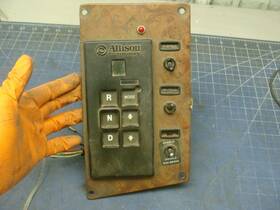 Allison 17-04357m004 2001 Peterbilt Pb330 Push Button Shifter 29538022 With Switch Panel