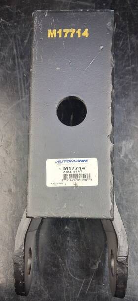 Automann M17714 Spring Seat 5 Inch Round Axle 1-3/4 Hutch