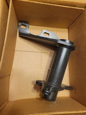Bendix K077285 S-cam Bracket Asselmbly New In Box Free Shipping