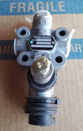 Bendix / Knorr-bremse Sv1468 Height Control Leveling Valve