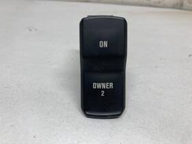 3721242c1 Cat Ct660 Misc. Dash/console Switch - Used P/n