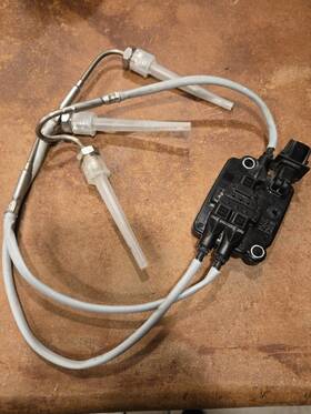 A055t969 Cummins 4384812 Genuine Dpf Temp Sensor Assy. New Takeoff