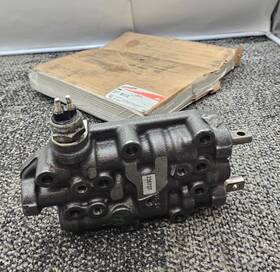 Dana Spicer 236737 Control Valve Housing 18000 Series Replacement