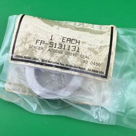 Detroit Diesel 05131131 Nos Fp Accessory Drive Oil Seal Spacer 5131131