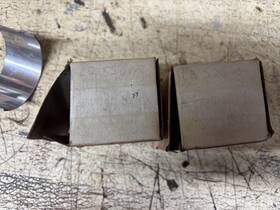 Cb526m Federal-mogul Bearing Lot Of 2