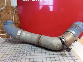 01-27366-000 Freightliner Intercooler Pipe Charge Air