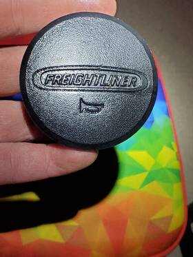14-15487-0000 Freightliner 14-15487-000 Genuine Black Steering Wheel Horn Button Oem