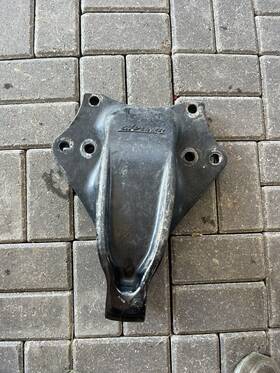 16-14031-000 Freightliner Suspension Support Bracket Airliner Oem From Cascadia