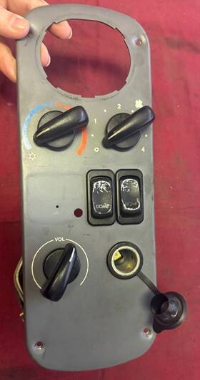 Freightliner 22-46623-070 Sleeper Climate Control Panel