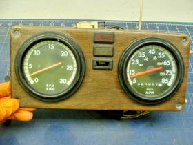 22-20981-007 Freightliner 2220981007 Speedometer / Rpm Instrument Cluster Dash Panel 22-20981-007 Freightliner 2220981007 Speedometer / Rpm Instrument Cluster Dash Panel