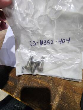23-11352-404 Freightliner Qty 3 Hex Socket Head Screw 1/2 Inch X