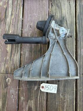 A18-57098-003 Freightliner Cascadia Rear Hood Support Bracket Rh - P/n