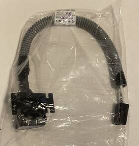 A22-37566-000 Freightliner New 12v Single Power Outlet Receptacle - Part#