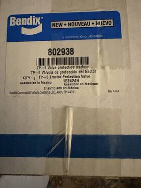 Genuine Bendix 802938 Brand New Tractor Protection Brake Valve Tp-5 P/n -