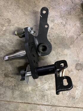 Hendrickson 010562-2 Steering Knuckle Assembly Backbone