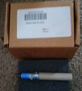 19200-e0030 Hino 19200e0030 Ignitor Plug New
