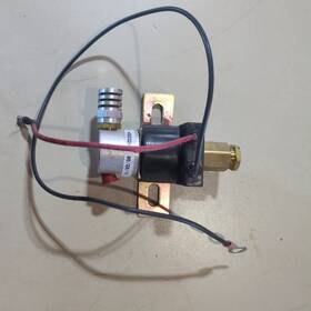 Horton 993296 12vdc 3 Way Fan Clutch Solenoid Valve #4767 New Old Stock