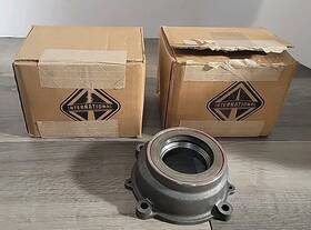 International 1815987c92 Genuine Oil Pump Housing With Seal 1995-2003 T444e 7.3l