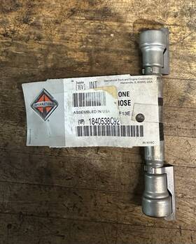 International 1840538c92 New Hose Assembly Fuel