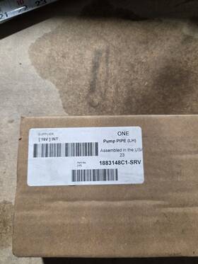 1883148c1-srv International Genuine Left Pump Pipe