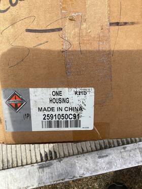 International 2591050c91 Center Bearing Housing