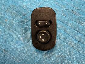 International 27585 Prostar Lf627 Power Mirror Switch 2017 Oem