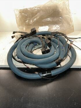 International 38004084 New 1998 Truck Dash Wiring Harness Ntvm 2v28b1
