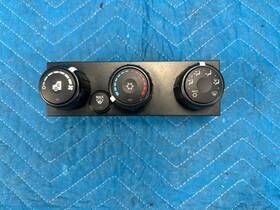 4065331c1 International Lt 625 Temperature Controls Switch 2022 Oem 4065331c1 International Lt 625 Temperature Controls Switch 2022 Oem