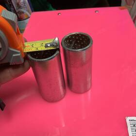 International 472479c2 Bushing Qty 2