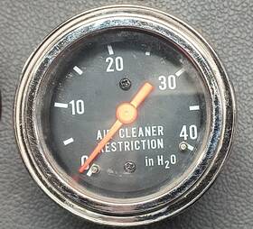 International 9604984 Air Restriction Gauge