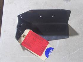 Jlg 1001092253 New Genuine Oem Plate Light Mount L.h