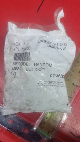 100006 Kenworth Genuine Paccar Aftermarket Oem Lockset Nos
