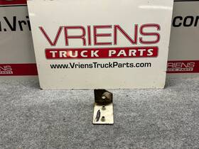 R11-1300r Kenworth Bracket-fairing Front Rh
