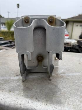 R11-2104 Kenworth Glad Hands And Electrical Line Holder R11-2104 Kenworth Glad Hands And Electrical Line Holder