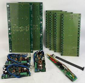 Luminator Twinvision 916-1640-010 Twin Vision All-led Display Lot Of 6 Boards 4 Power Supplys