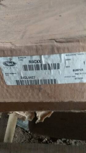 24ql4427 Mack Bumper New In Box