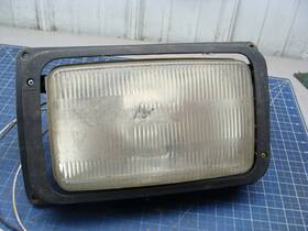 591-00 Mack 1999 Ch613 Rh Headlight 936 591-00 Mack 1999 Ch613 Rh Headlight 936