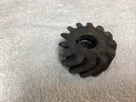683gb1153 Mack Drive Gear Nos 1