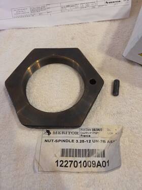 Meritor Dh3-122601009e Axle Nut 940001016a01 Dh3-122701009e New