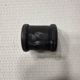 Navistar 3839701c1 International Insulatr Insulator Hood Mtg D