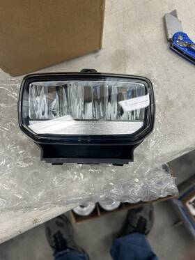 Navistar Pdc 4079808c93 Fog Light Led C3