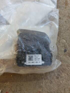 P27-6247-023-01 Paccar Switch Fog Lamp P27-6247-023-01 Paccar Switch Fog Lamp