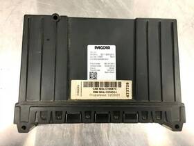 Q21-1126-910-910 Paccar Peterbilt Vecu 12v Cab Control Module Q21-1126-910-910 Paccar Peterbilt Vecu 12v Cab Control Module