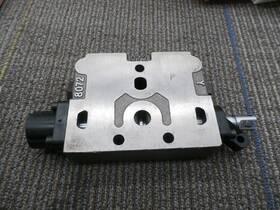 Parker Hannifin 08650020 New Genuine Gresen 8072 V20 Parallel Work Section 4-way 3-position