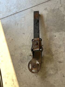 03-08189r Peterbilt Air Spring Support Assembly Bracket Right Side