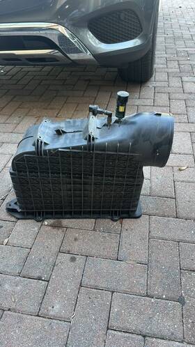 D37-1032-21000 Peterbilt 579 Air Cleaner 2020 Oem D37-1032-21000 Peterbilt 579 Air Cleaner 2020 Oem