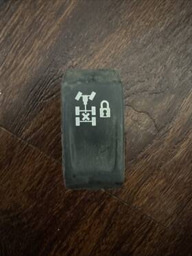 P27-6253-056-01 Peterbilt Interaxle Diff Lock Switch