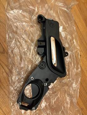 Peterbilt S56-6063 New Genuine Paccar Driver Side Inside Release Handle Lh