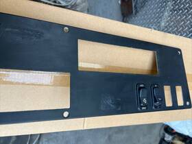 S64-6058m19-001 Petervild Peterbild 587 Panel Switch S64-6058m19-001 Petervild Peterbild 587 Panel Switch