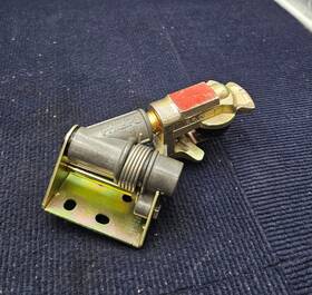 12-408 Phillips Industries Red Emergency Angle Mount Swinger Gladhand For Tractor/trailer